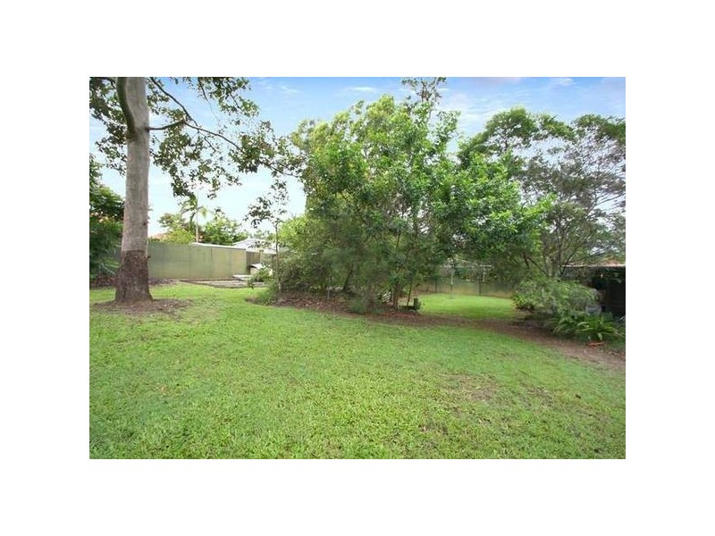 30 Dracon, Regents Park QLD 4118