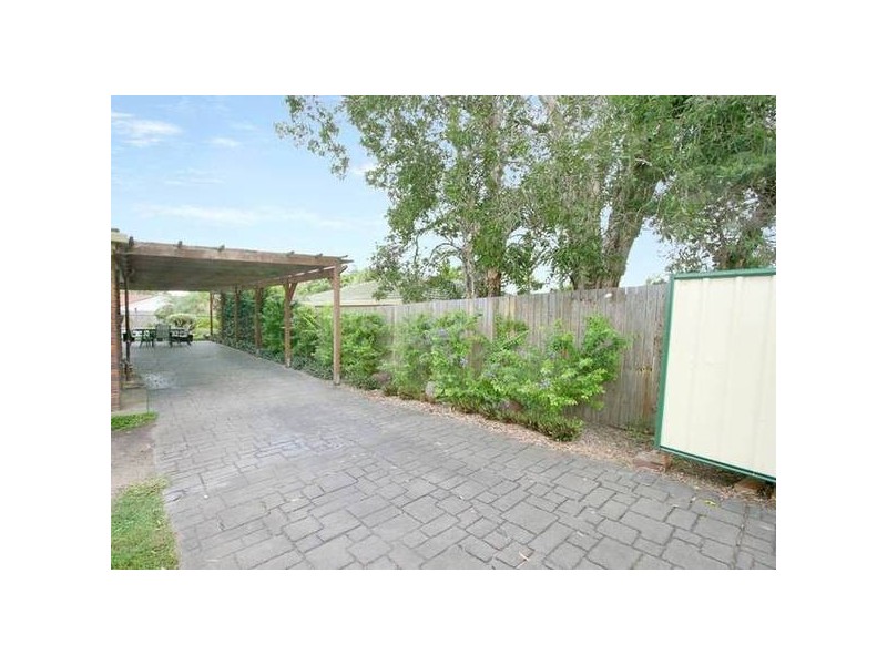Regents Park QLD 4118