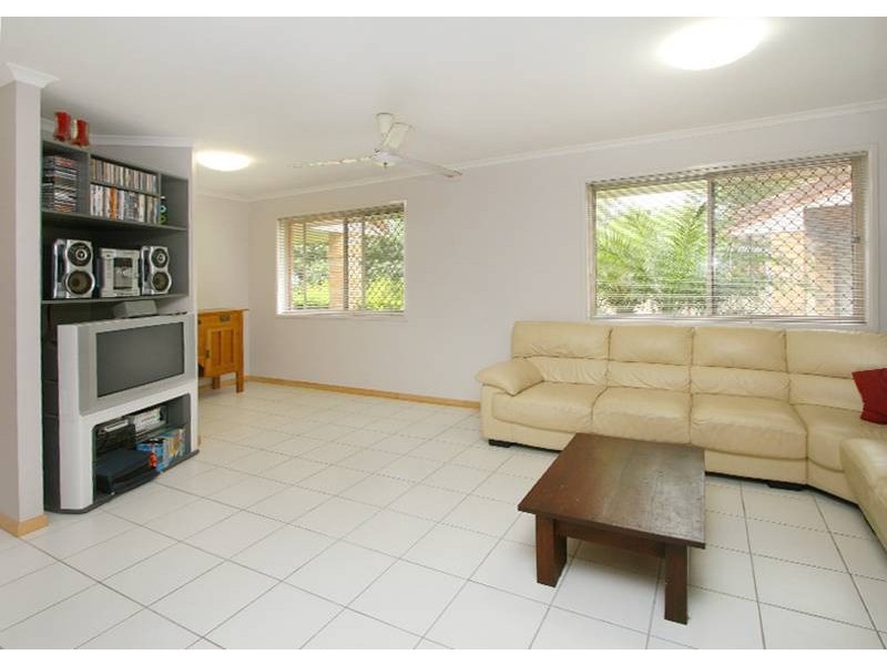 . EMERALD DRIVE, Regents Park QLD 4118