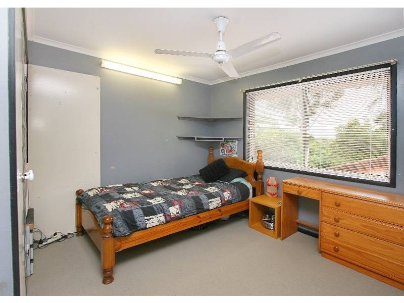 . EMERALD DRIVE, Regents Park QLD 4118