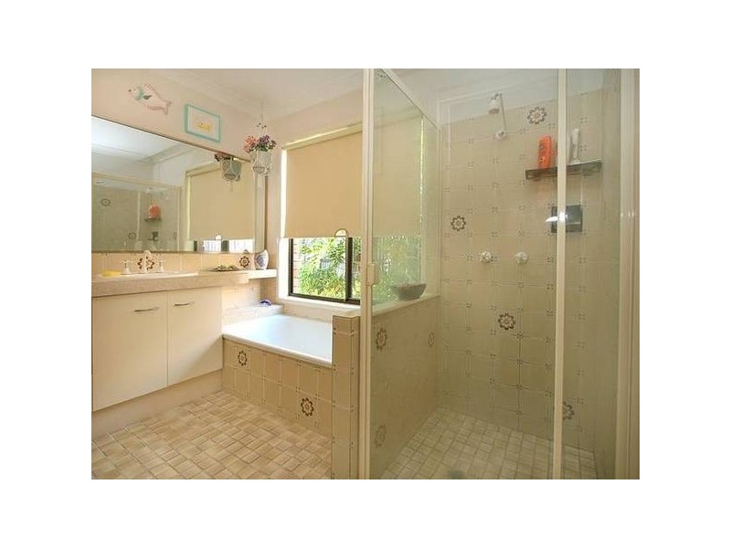 Regents Park QLD 4118