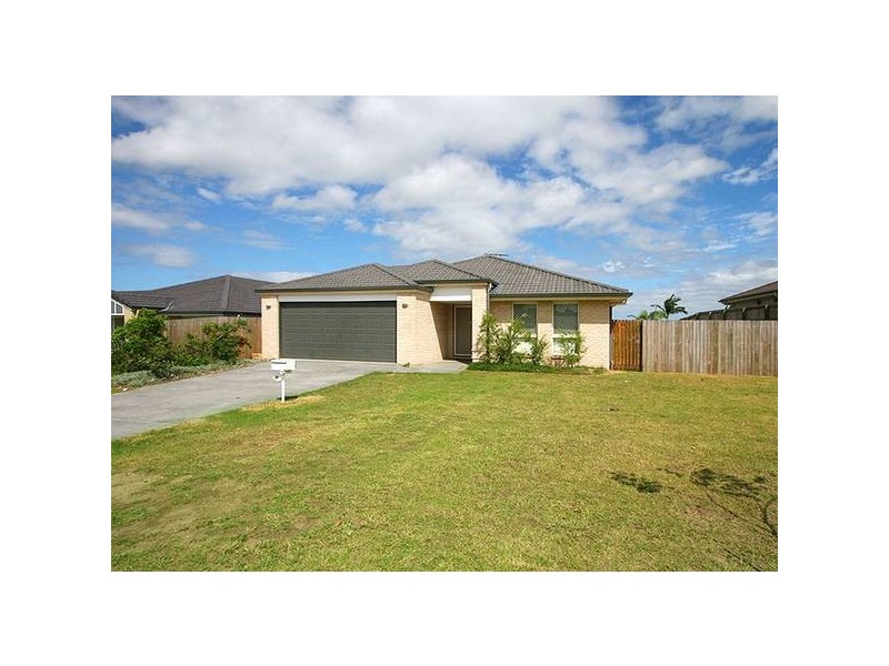 22 Sunrise Crescent, Regents Park QLD 4118