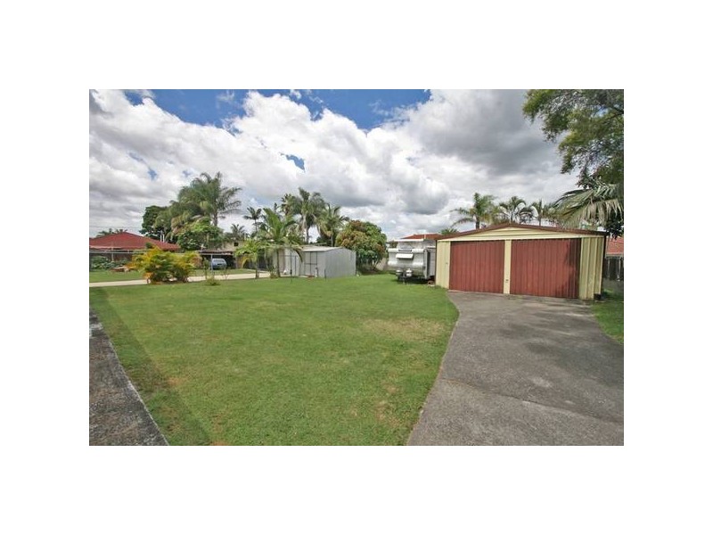 Hillcrest QLD 4118