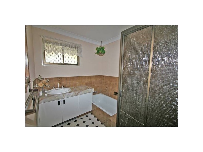154 Vansittart Road, Regents Park QLD 4118