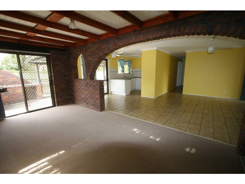 Regents Park QLD 4118