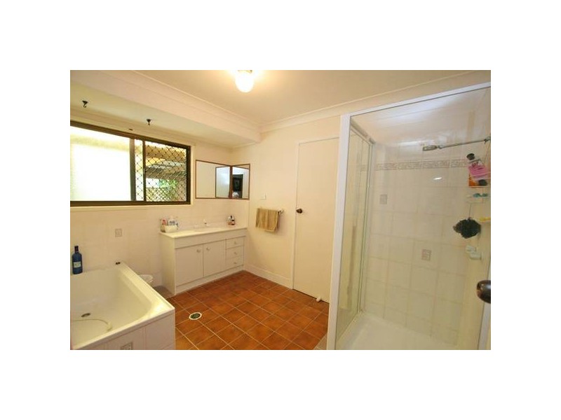 68 ParkRoyal Crescent, Regents Park QLD 4118
