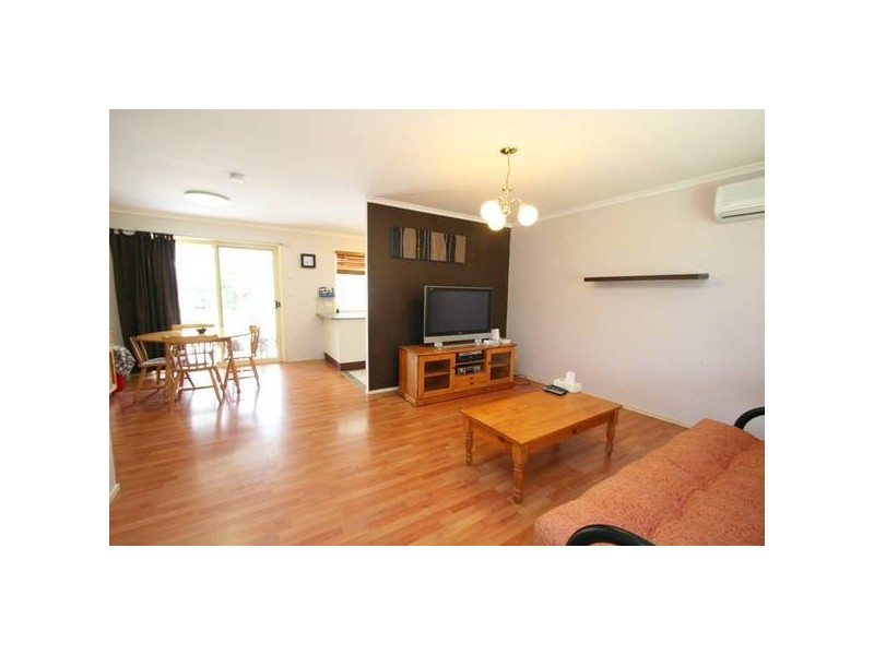 2 Murrumbidgee St, Hillcrest QLD 4118