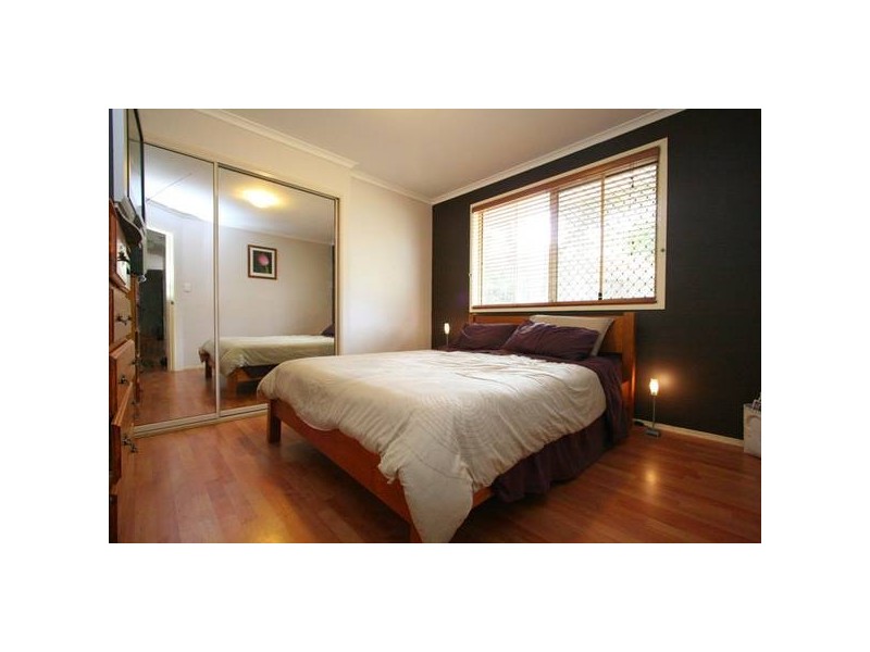 2 Murrumbidgee St, Hillcrest QLD 4118
