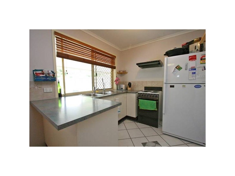 2 Murrumbidgee St, Hillcrest QLD 4118