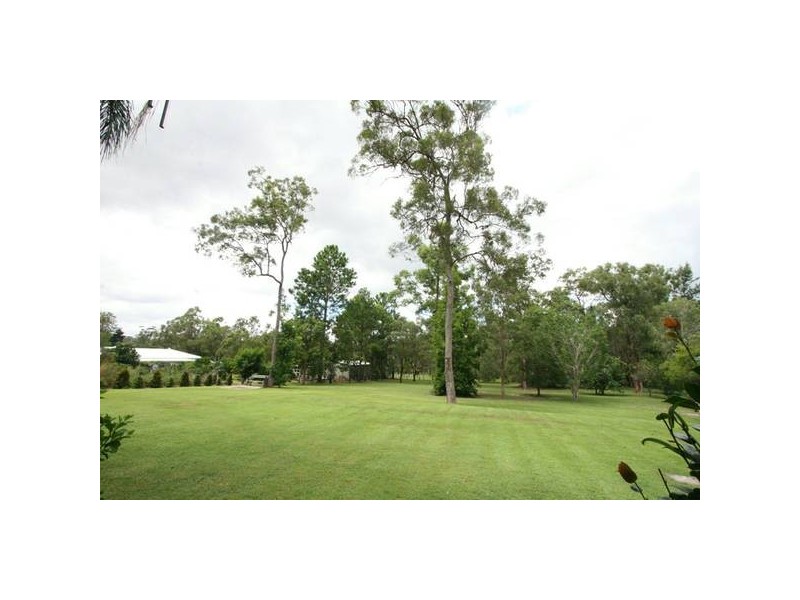 31 Lennons Road, Greenbank QLD 4124