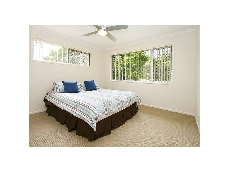 30 Estramina Road, Regents Park QLD 4118