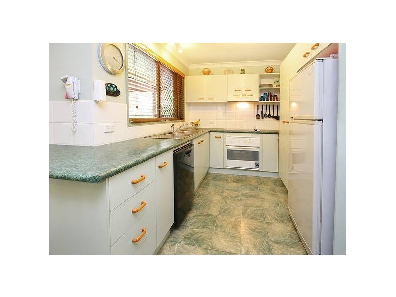 7 Majestic Court, Regents Park QLD 4118