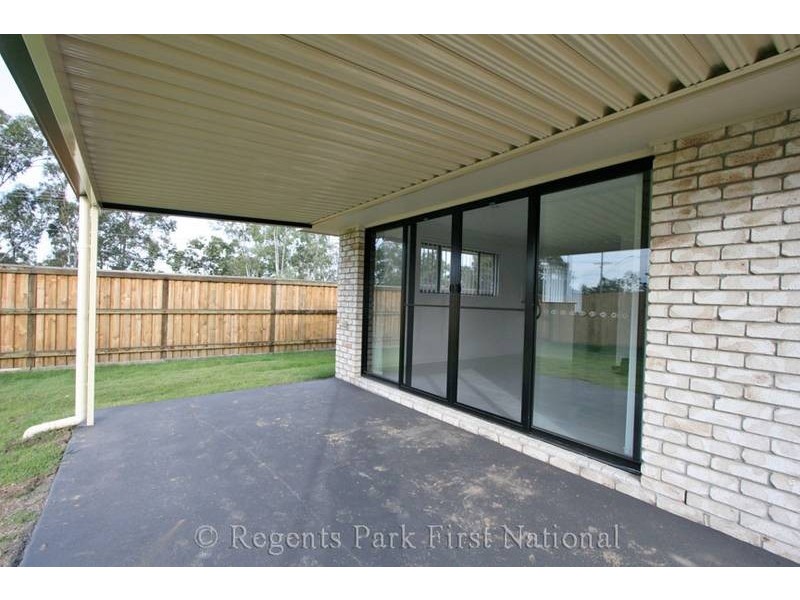 14 MARIGOLD AVENUE, Regents Park QLD 4118