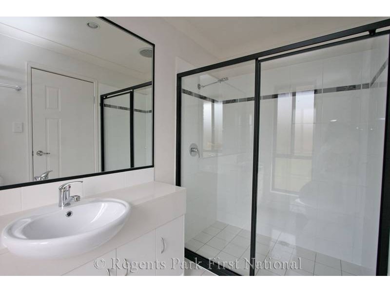 14 MARIGOLD AVENUE, Regents Park QLD 4118