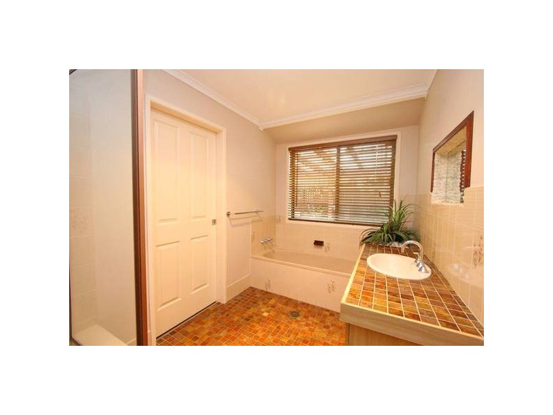 696 Browns Plains Road, Marsden QLD 4132