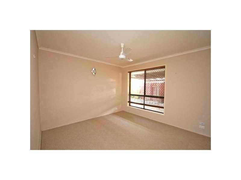 696 Browns Plains Road, Marsden QLD 4132