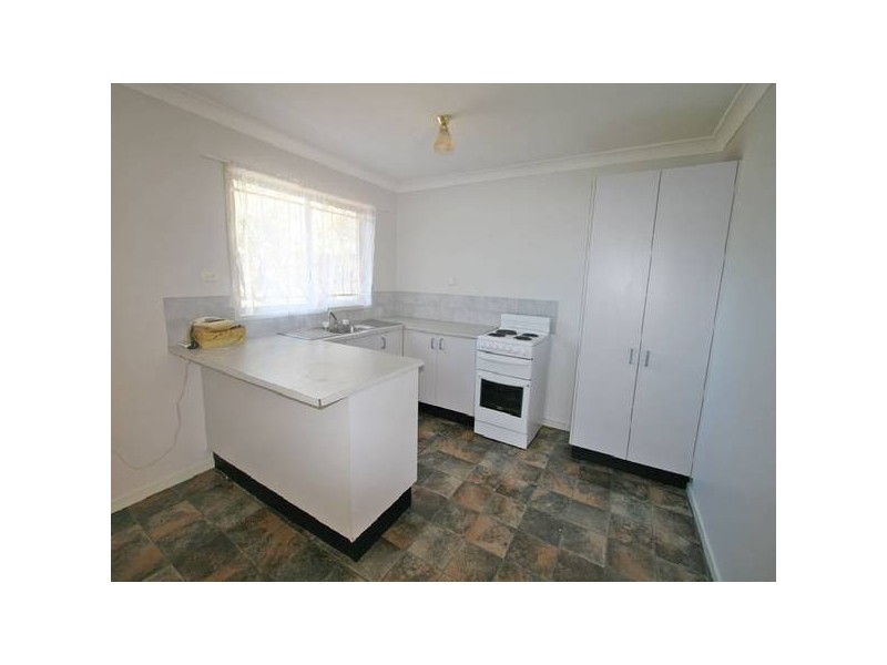 19 Cambridge Street, Boronia Heights QLD 4124