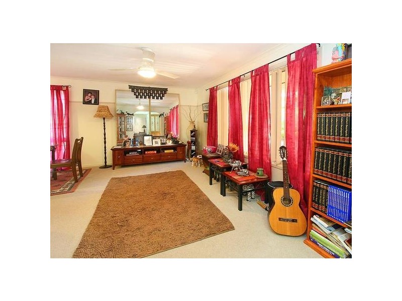 126 Estramina Road, Regents Park QLD 4118