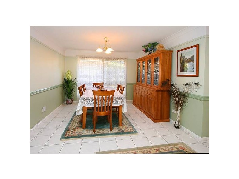 25 Virosa Street, Regents Park QLD 4118