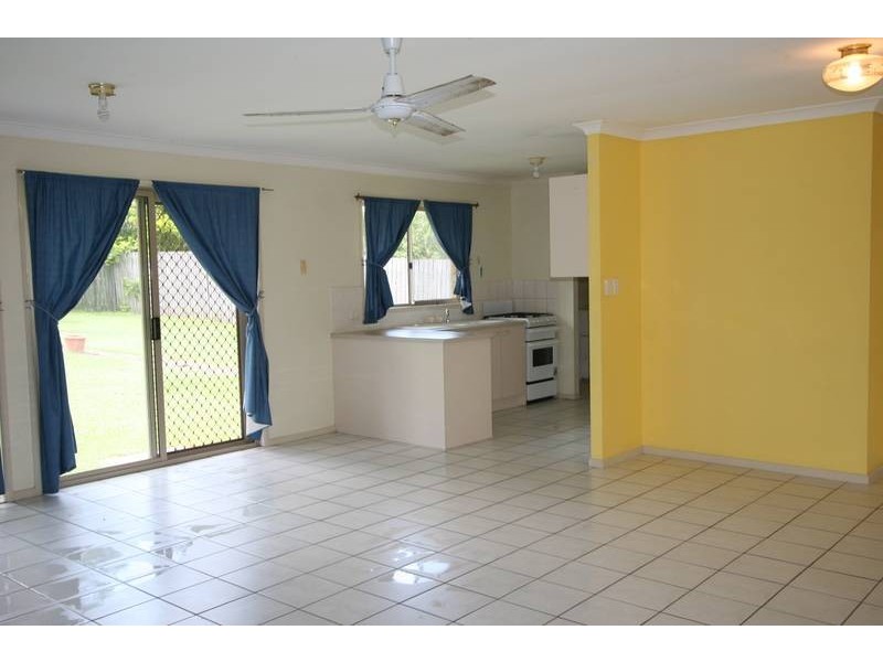 7 Lutton Ct, Boronia Heights QLD 4124