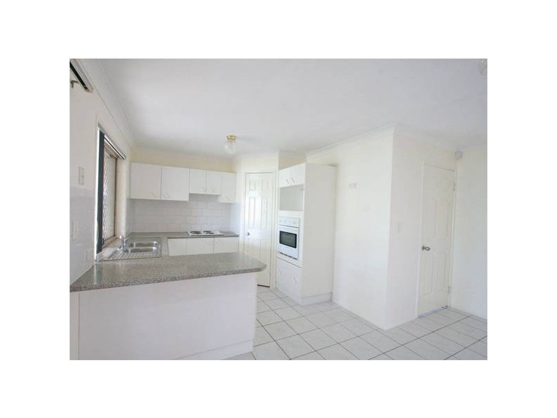 34 Highbury Drive, Crestmead QLD 4132