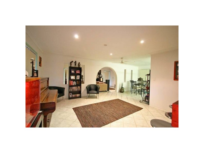 Regents Park QLD 4118