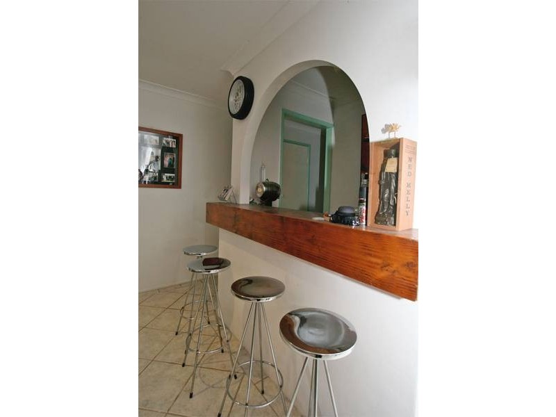 Regents Park QLD 4118