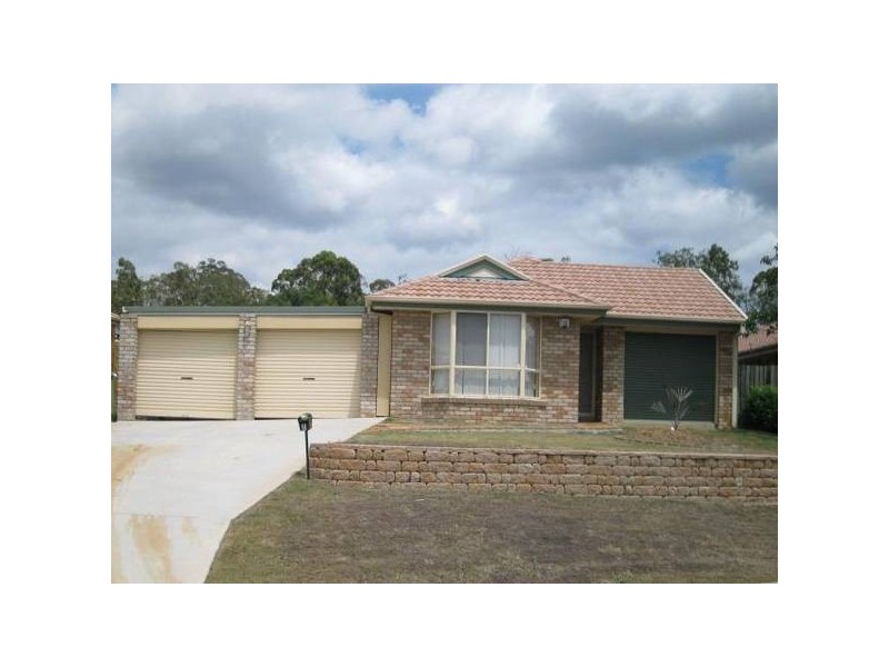 02 PARK CLOSE, Hillcrest QLD 4118