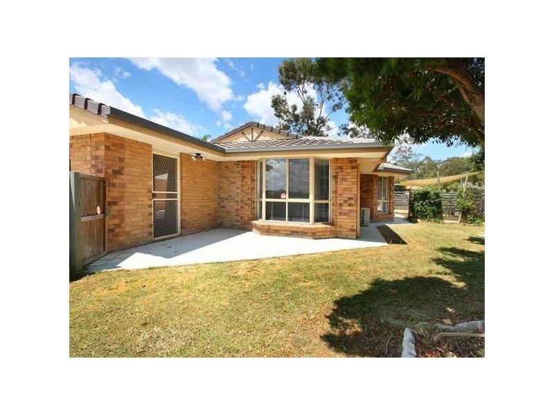 2 Burdekin Court, Hillcrest QLD 4118