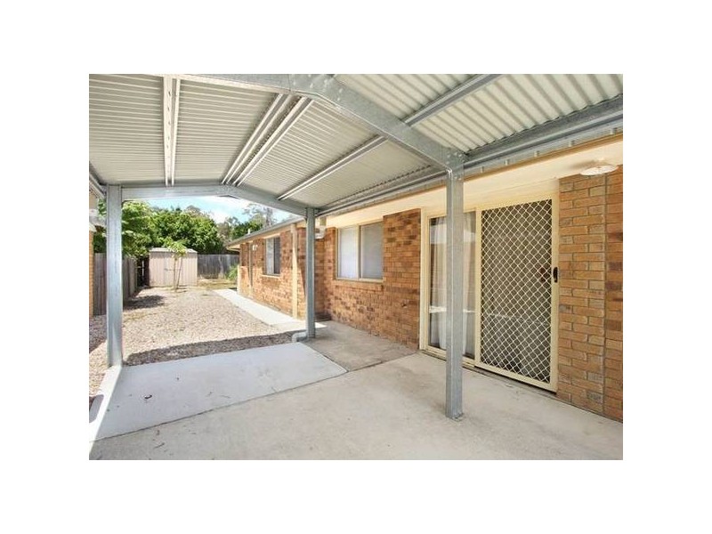 2 Burdekin Court, Hillcrest QLD 4118