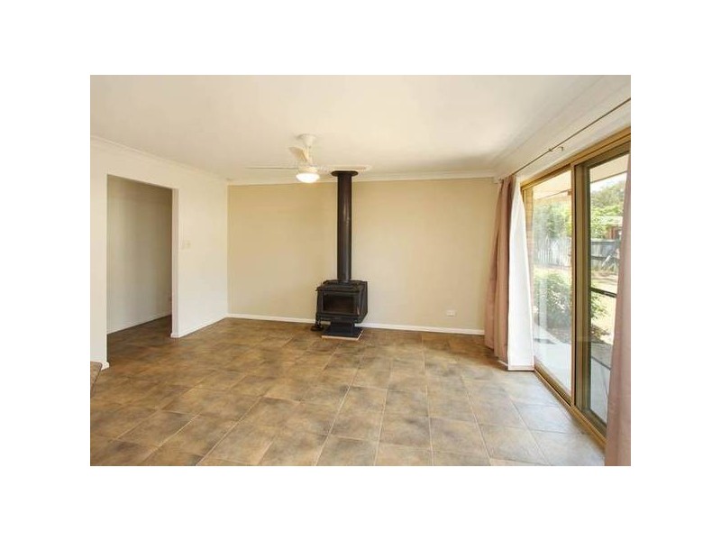 2 Burdekin Court, Hillcrest QLD 4118