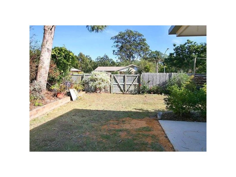 2 Burdekin Court, Hillcrest QLD 4118