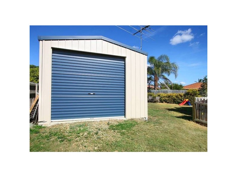 19 Mooloolah Court, Hillcrest QLD 4118