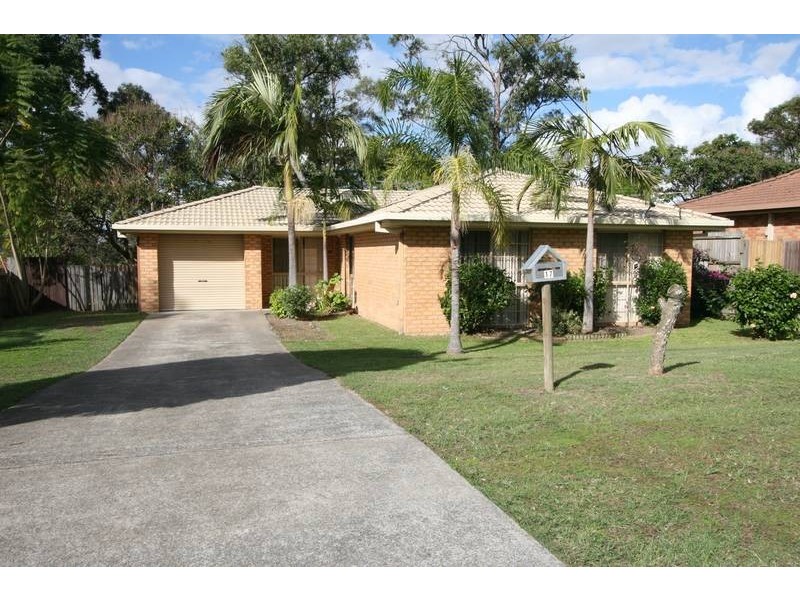 17 HUGHES STREET, Browns Plains QLD 4118