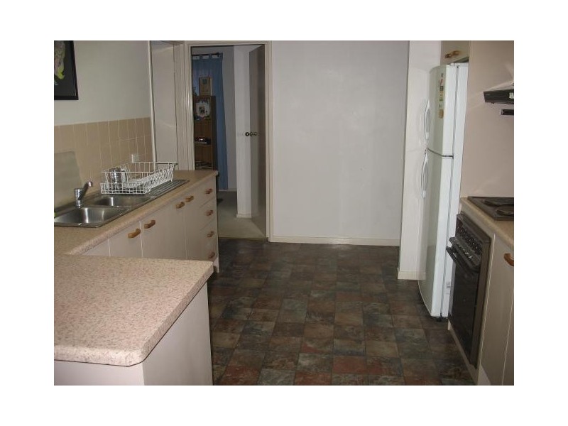 4 Fenwood Close, Boronia Heights QLD 4124