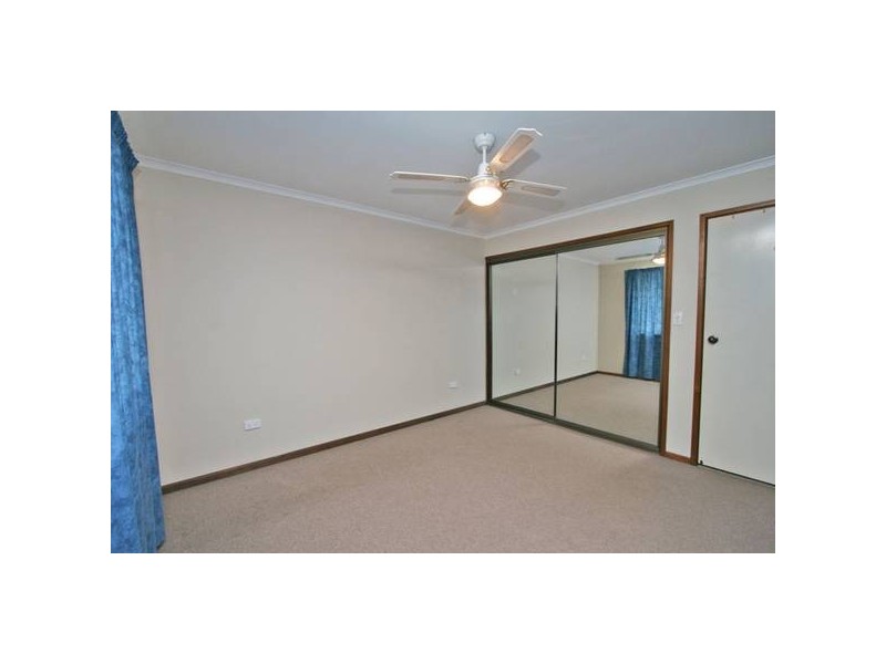 32 Grecian Street, Regents Park QLD 4118