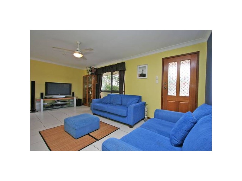 24 Homebush Drive, Regents Park QLD 4118