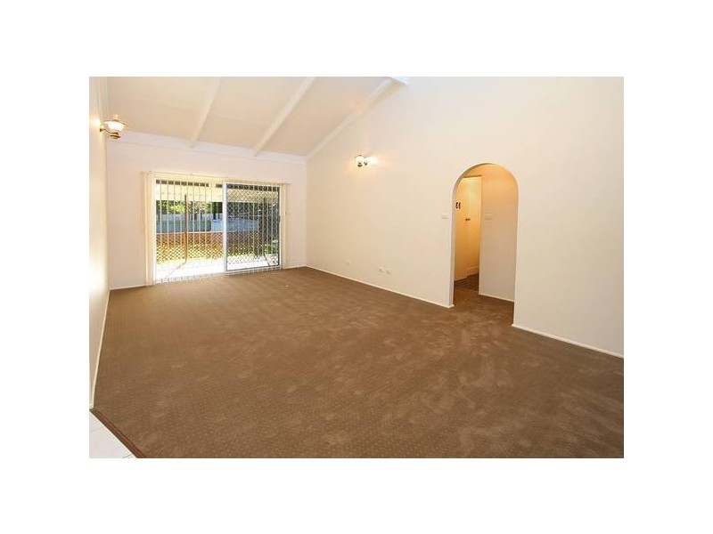 26 Estramina Road, Regents Park QLD 4118