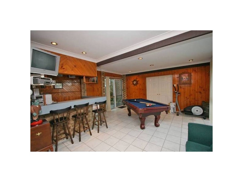 Regents Park QLD 4118