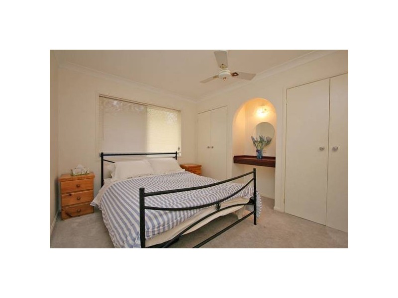 Regents Park QLD 4118