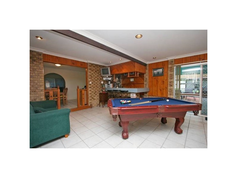 Regents Park QLD 4118