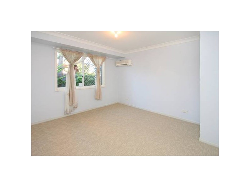 Regents Park QLD 4118