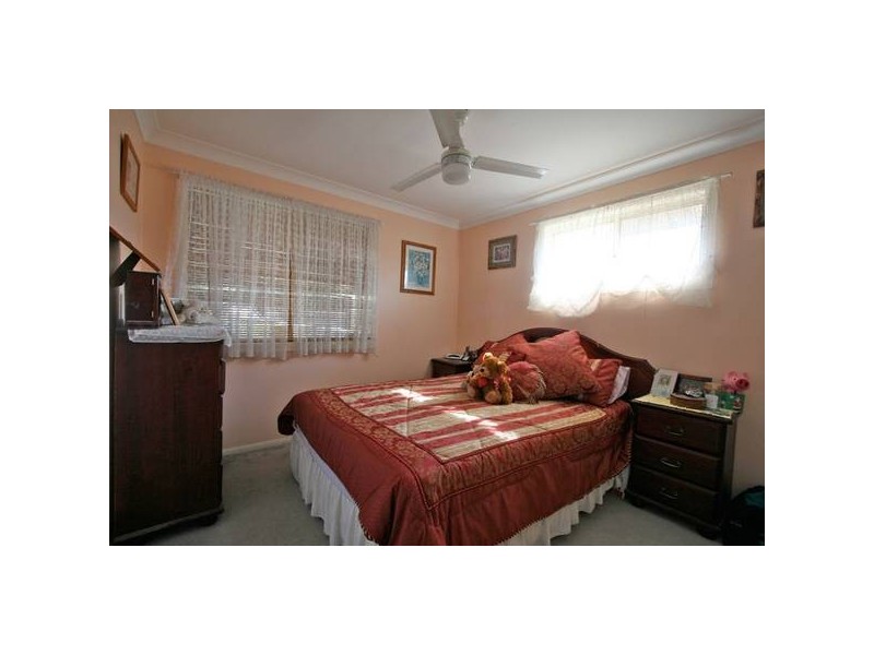 43 Haldham Cres, Regents Park QLD 4118