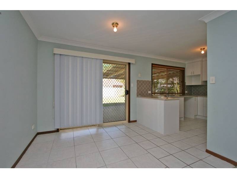 12 PANDANUS COURT, Regents Park QLD 4118
