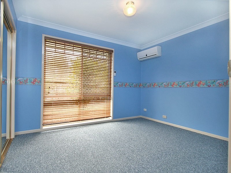 Regents Park QLD 4118
