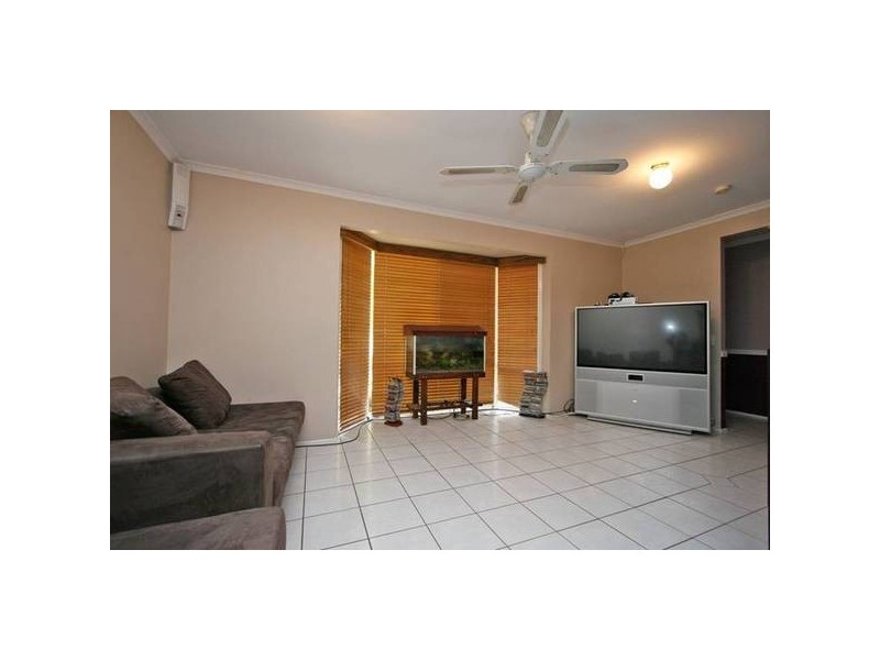 Regents Park QLD 4118