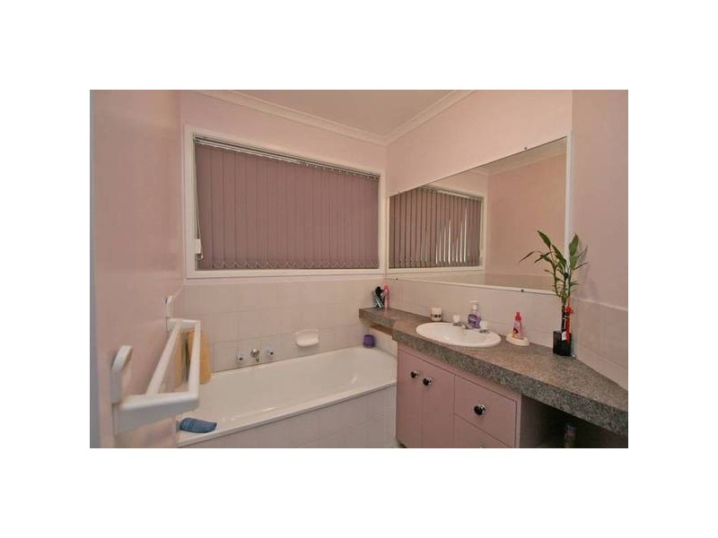 Regents Park QLD 4118