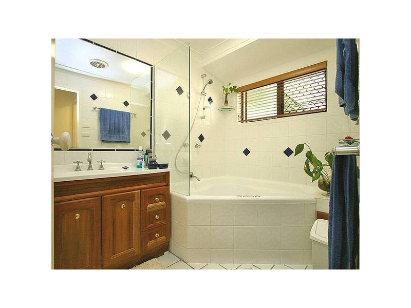 31 ANTLIA STREET, Regents Park QLD 4118