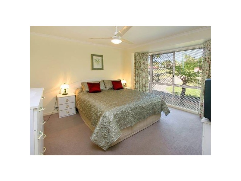 34 Haldham Crescent, Regents Park QLD 4118