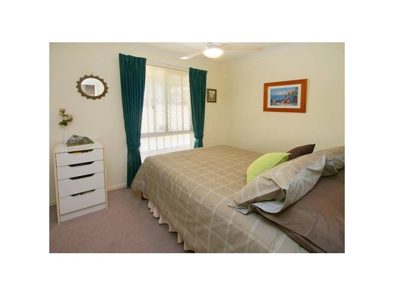 34 Haldham Crescent, Regents Park QLD 4118